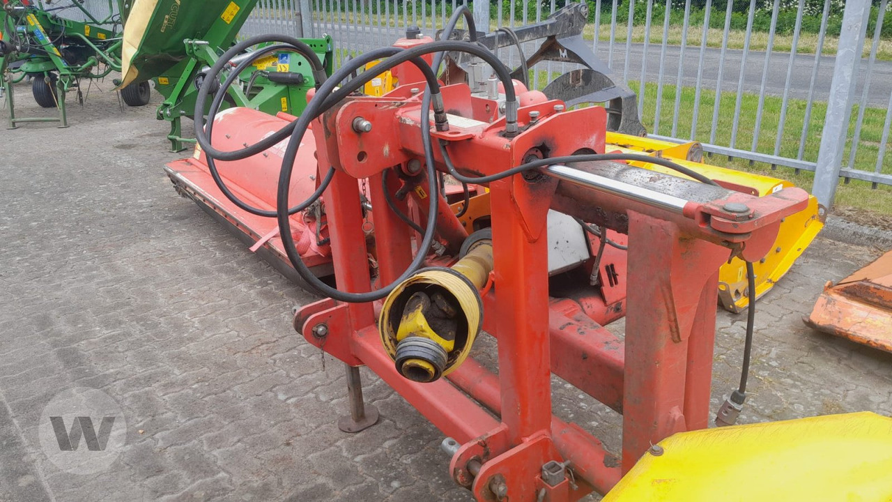Dücker USM 21 - Flail mower/ Mulcher: picture 5 Dücker USM 21 - Flail mower/ Mulcher: picture 5
