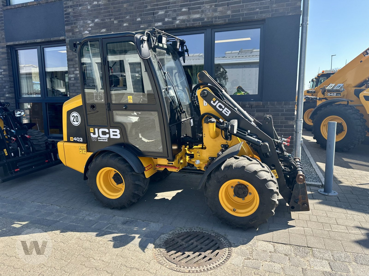 Compact loader JCB 403 AGRI: picture 8