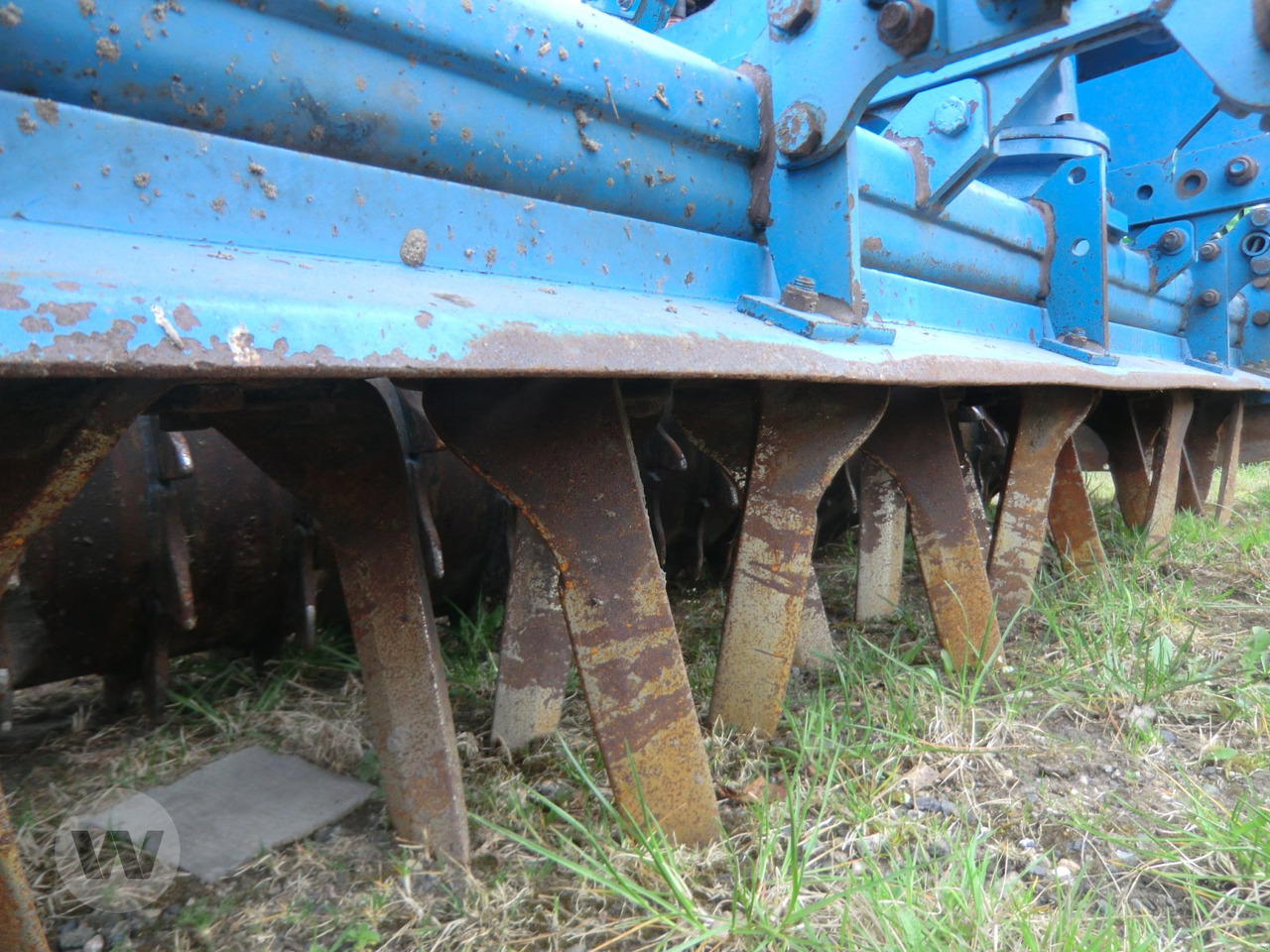 Lemken Zirkon 7/300 + DKA 3000 - Combine seed drill: picture 4 Lemken Zirkon 7/300 + DKA 3000 - Combine seed drill: picture 4