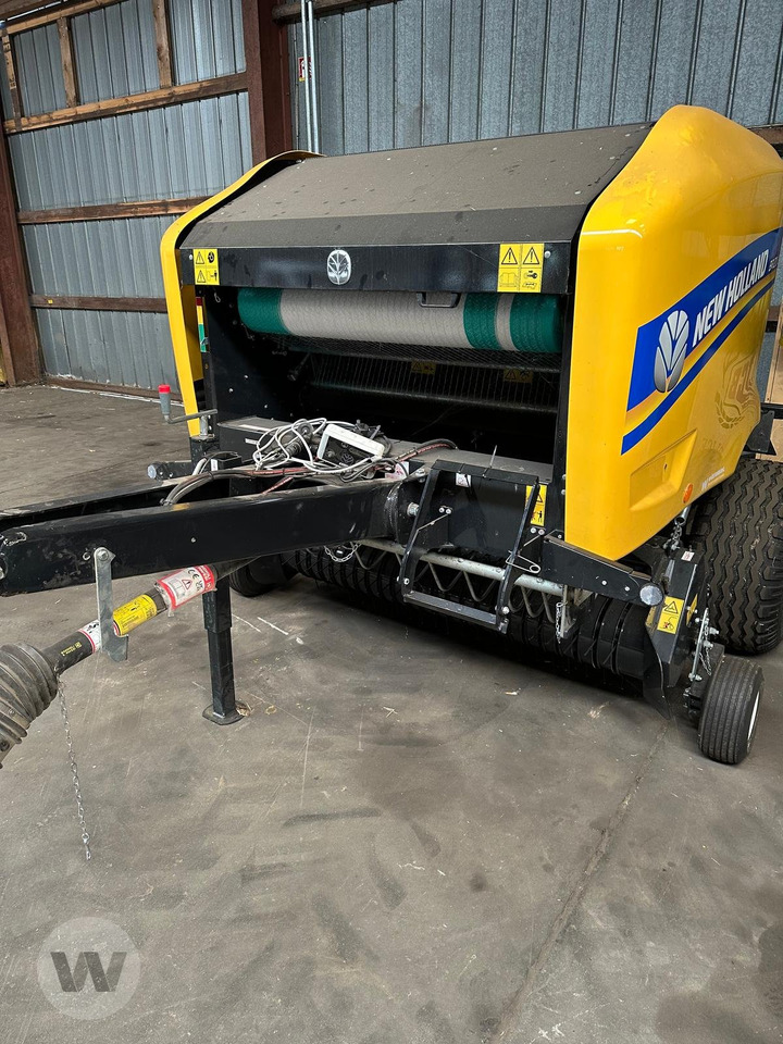 New Holland BR 120 - Round baler: picture 5 New Holland BR 120 - Round baler: picture 5