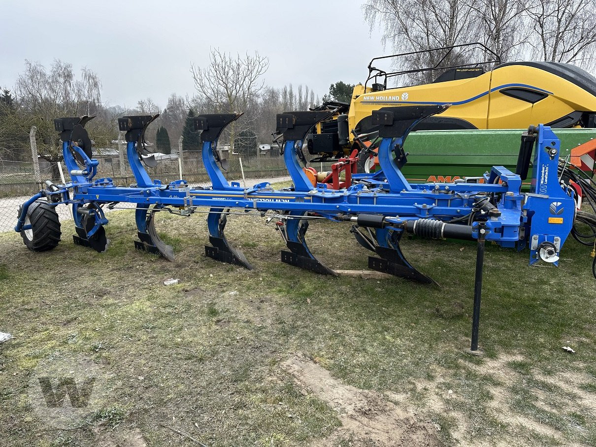 New Holland PHVH 4+1 - Plow: picture 5 New Holland PHVH 4+1 - Plow: picture 5