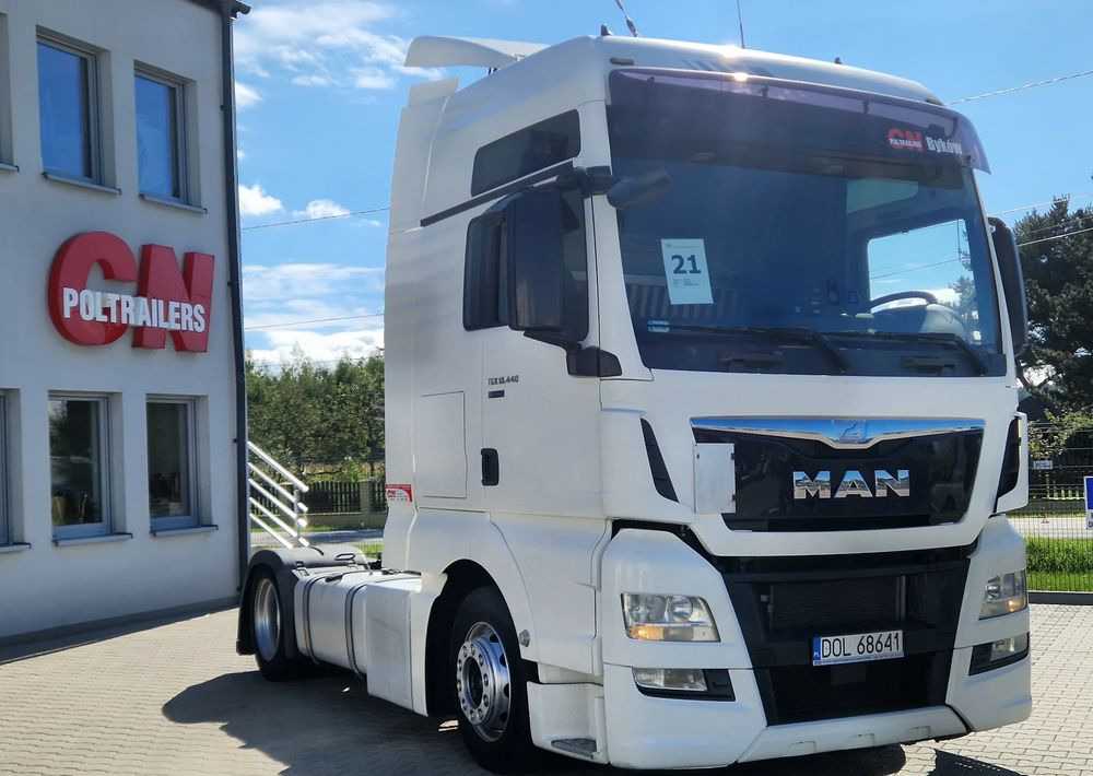 MAN TGX 18.440 XXL LOW DECK Automat - Tractor unit: picture 3 MAN TGX 18.440 XXL LOW DECK Automat - Tractor unit: picture 3