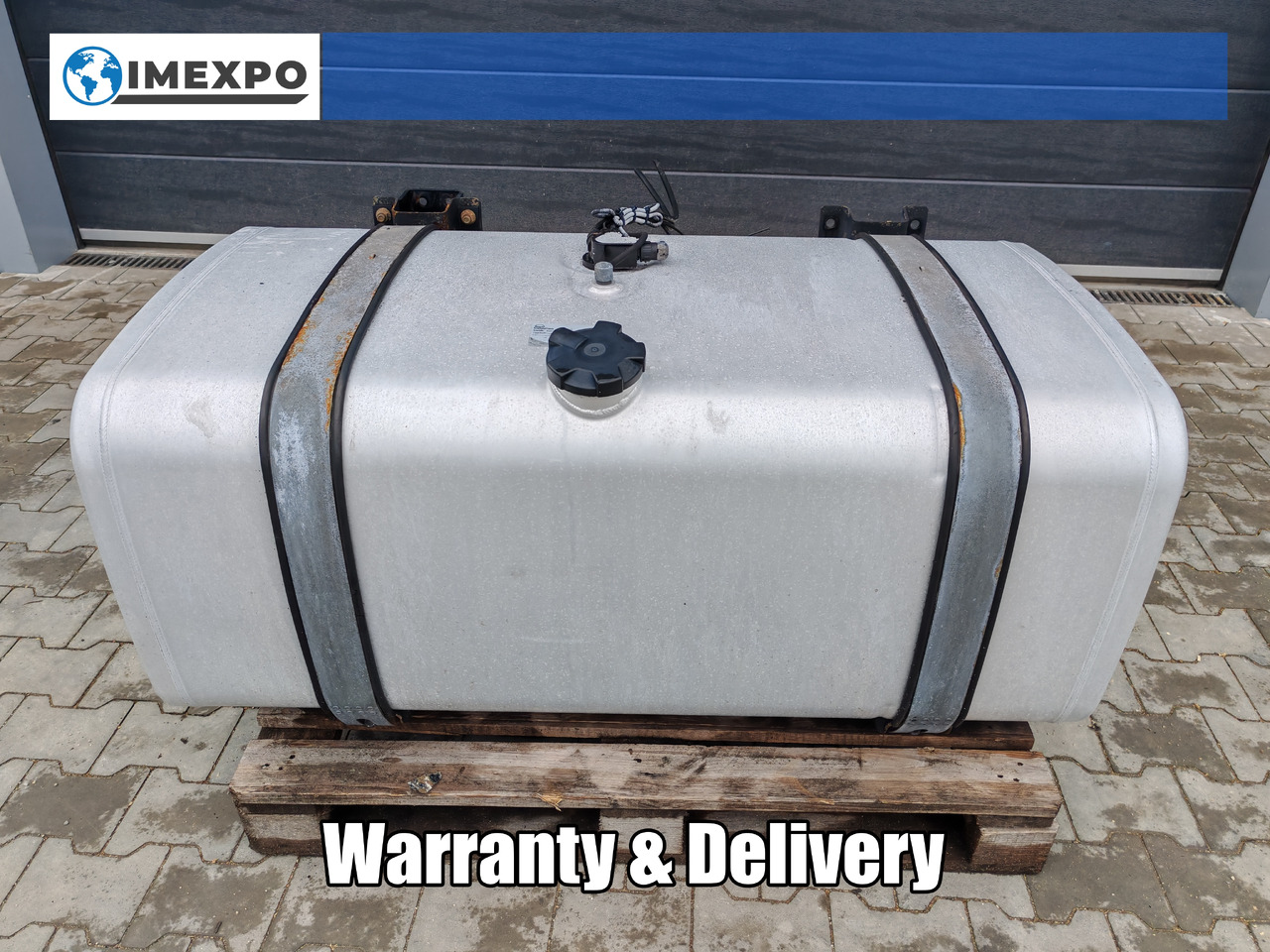 MAN TGS TGX / ALU FUEL TANK / 131x70x57,5 / 480L / 81122015937 - Fuel tank: picture 1 MAN TGS TGX / ALU FUEL TANK / 131x70x57,5 / 480L / 81122015937 - Fuel tank: picture 1