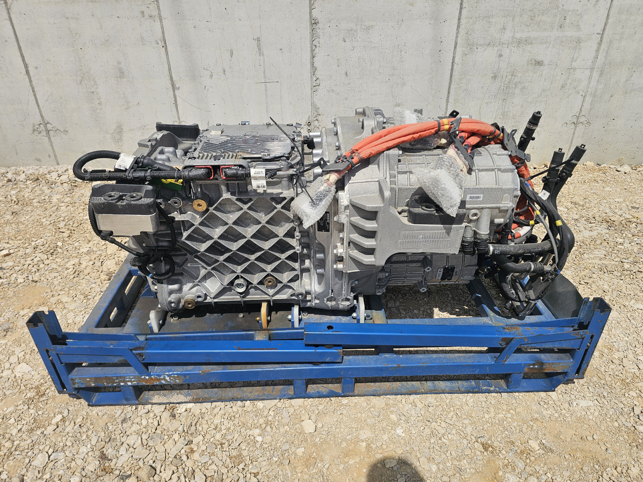 RENAULT T E-TECH / C E-TECH ELECTRIC / NEM 3 DRIVETRAIN / EPT2412 / COMPLETE - Engine: picture 1 RENAULT T E-TECH / C E-TECH ELECTRIC / NEM 3 DRIVETRAIN / EPT2412 / COMPLETE - Engine: picture 1