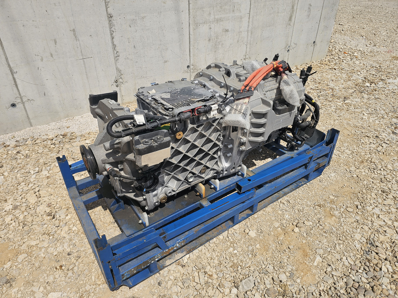 RENAULT T E-TECH / C E-TECH ELECTRIC / NEM 3 DRIVETRAIN / EPT2412 / COMPLETE - Engine: picture 2 RENAULT T E-TECH / C E-TECH ELECTRIC / NEM 3 DRIVETRAIN / EPT2412 / COMPLETE - Engine: picture 2