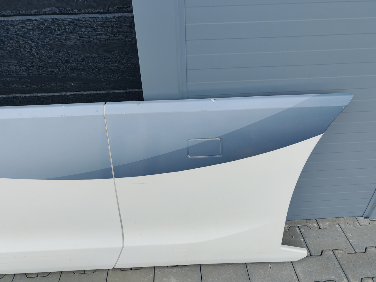 SCANIA R / S NEW GEN / SIDE SPOILERS SET - Aerodynamics/ Spoiler: picture 4 SCANIA R / S NEW GEN / SIDE SPOILERS SET - Aerodynamics/ Spoiler: picture 4