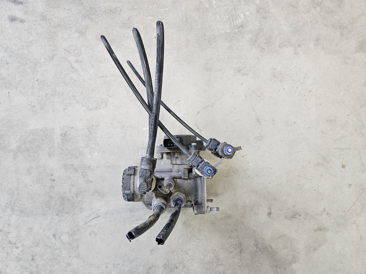 SCANIA S, R, P, G / EBS VALVE / 2199282 / K103131 - Brake valve: picture 3 SCANIA S, R, P, G / EBS VALVE / 2199282 / K103131 - Brake valve: picture 3