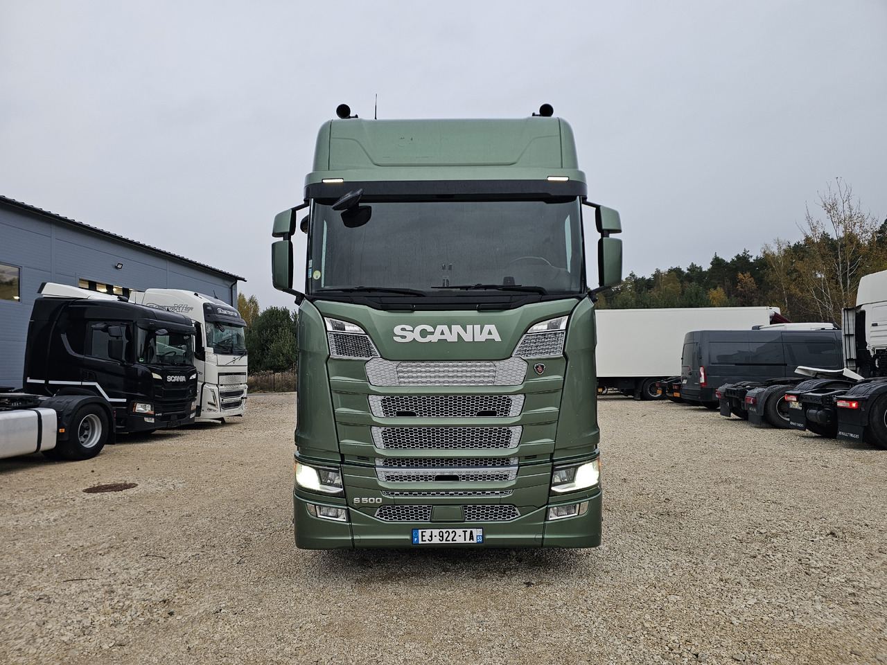 SCANIA S500 / RETARDER / NAVI / FULL SPOILER / FULL AIR - Tractor unit: picture 2 SCANIA S500 / RETARDER / NAVI / FULL SPOILER / FULL AIR - Tractor unit: picture 2