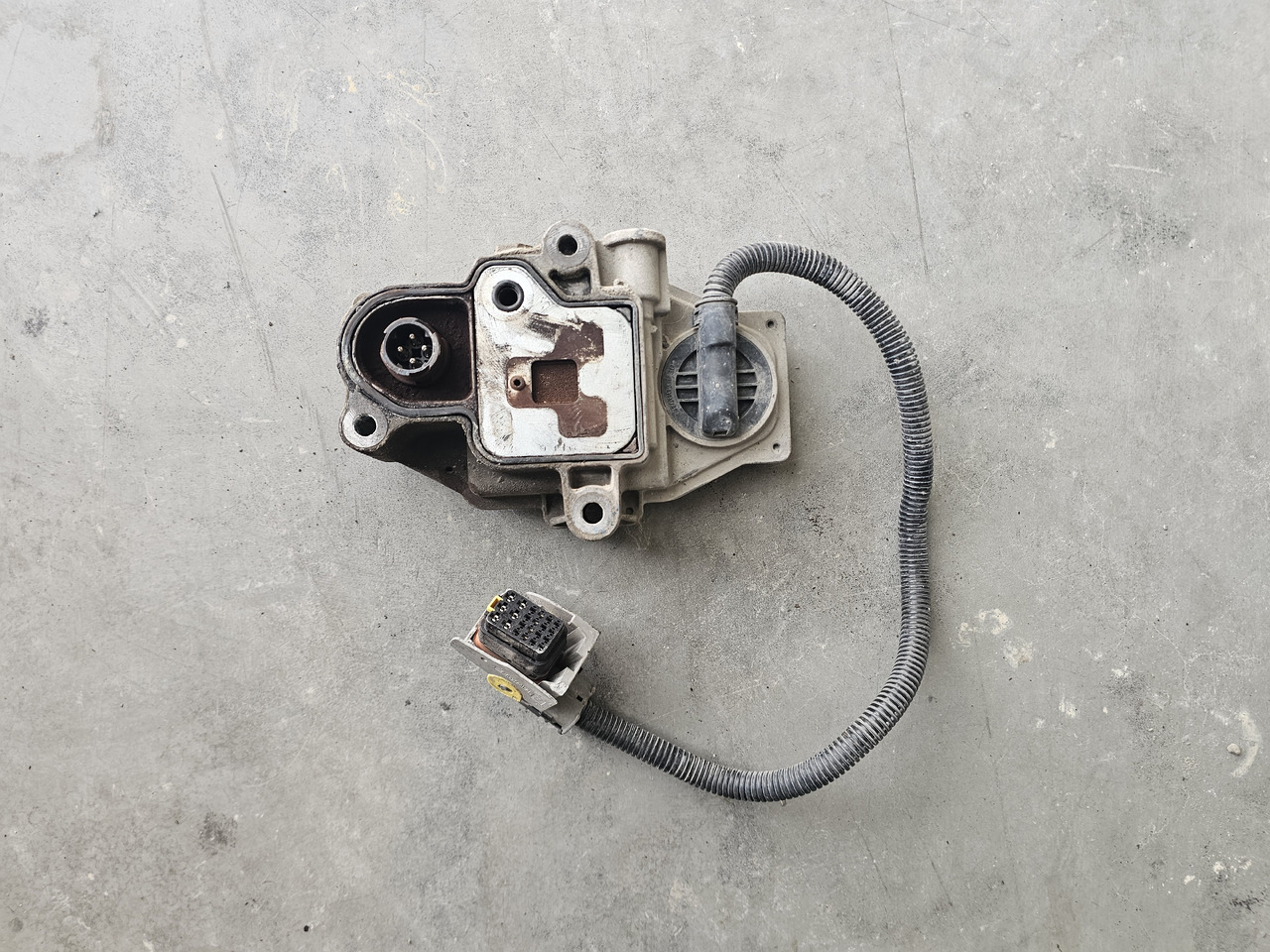 VOLVO FH FM / PWM CLUTCH VALVE / ISHIFT / 21965284 - Gearbox and parts: picture 4 VOLVO FH FM / PWM CLUTCH VALVE / ISHIFT / 21965284 - Gearbox and parts: picture 4
