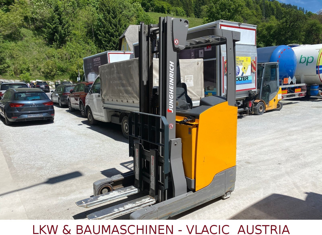 Jungheinrich ETV 112 - Reach truck: picture 2 Jungheinrich ETV 112 - Reach truck: picture 2