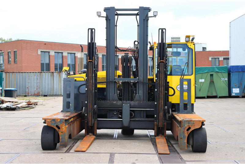 Combilift C12000 - Side loader: picture 3 Combilift C12000 - Side loader: picture 3