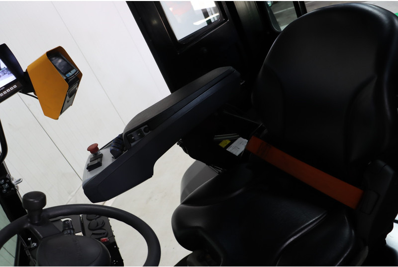 Hangcha CPD80-XCY2-SI - Electric forklift: picture 2 Hangcha CPD80-XCY2-SI - Electric forklift: picture 2