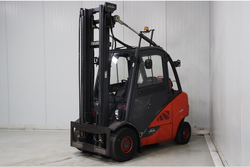 Linde H35T-02 - LPG forklift: picture 3 Linde H35T-02 - LPG forklift: picture 3