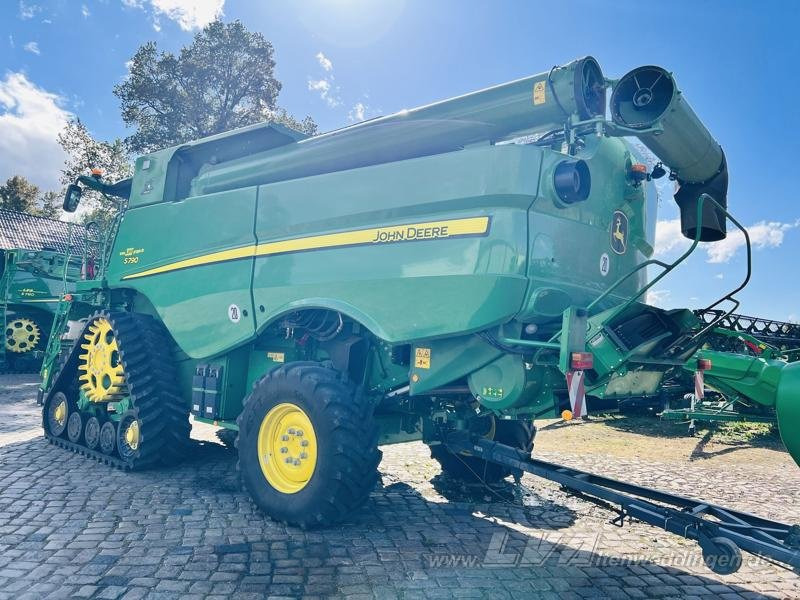 John Deere S790 - Combine harvester: picture 5 John Deere S790 - Combine harvester: picture 5