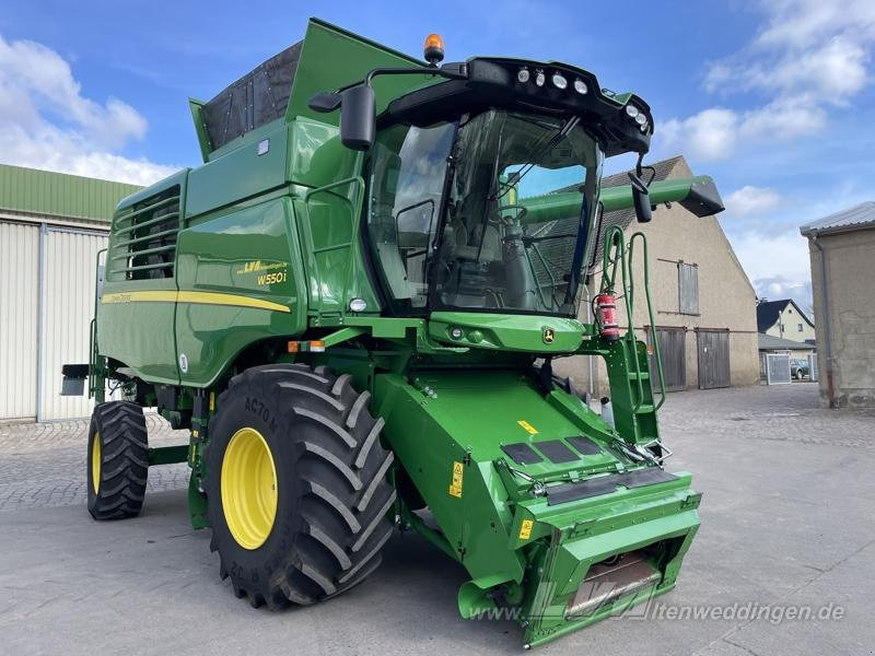 John Deere W550 - Combine harvester: picture 2 John Deere W550 - Combine harvester: picture 2