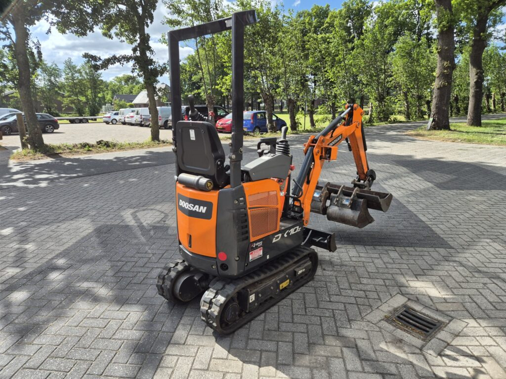 DOOSAN DX10Z - Mini excavator: picture 4 DOOSAN DX10Z - Mini excavator: picture 4