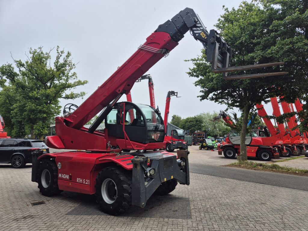 Telescopic handler MAGNI RTH 5.21 D/D: picture 6