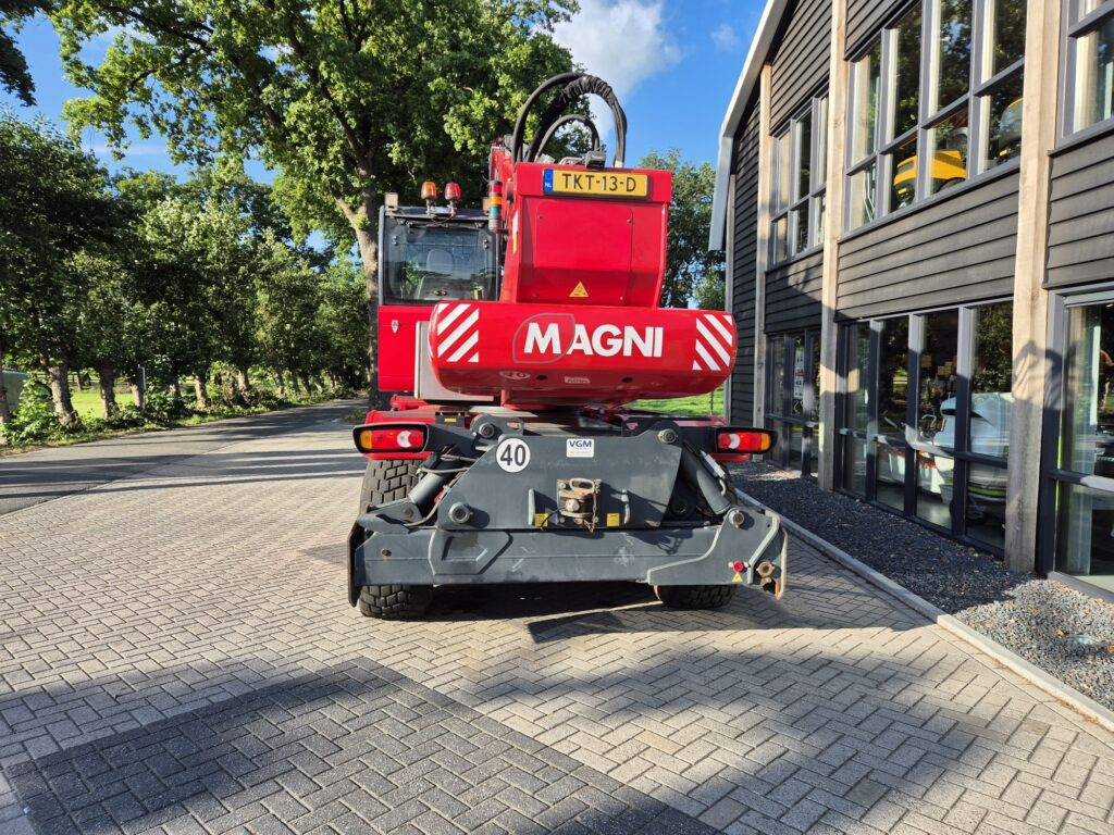 MAGNI RTH 5.25 SH - Telescopic handler: picture 3 MAGNI RTH 5.25 SH - Telescopic handler: picture 3