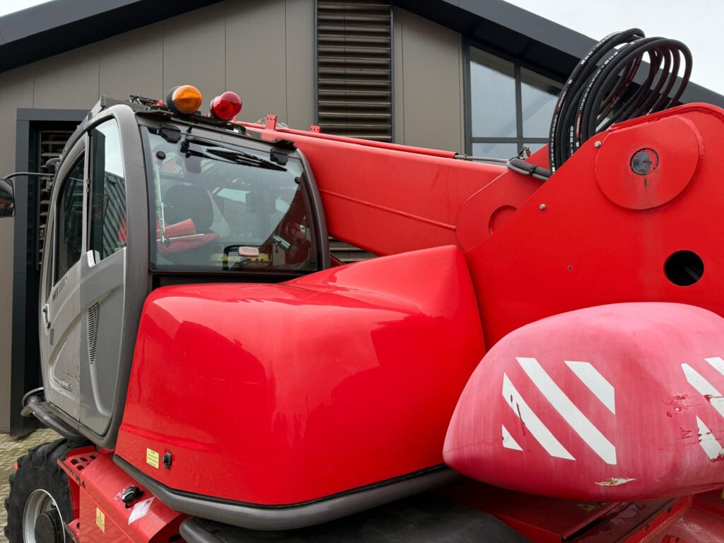 MANITOU MRT 2150+ privilege - Telescopic handler: picture 4 MANITOU MRT 2150+ privilege - Telescopic handler: picture 4