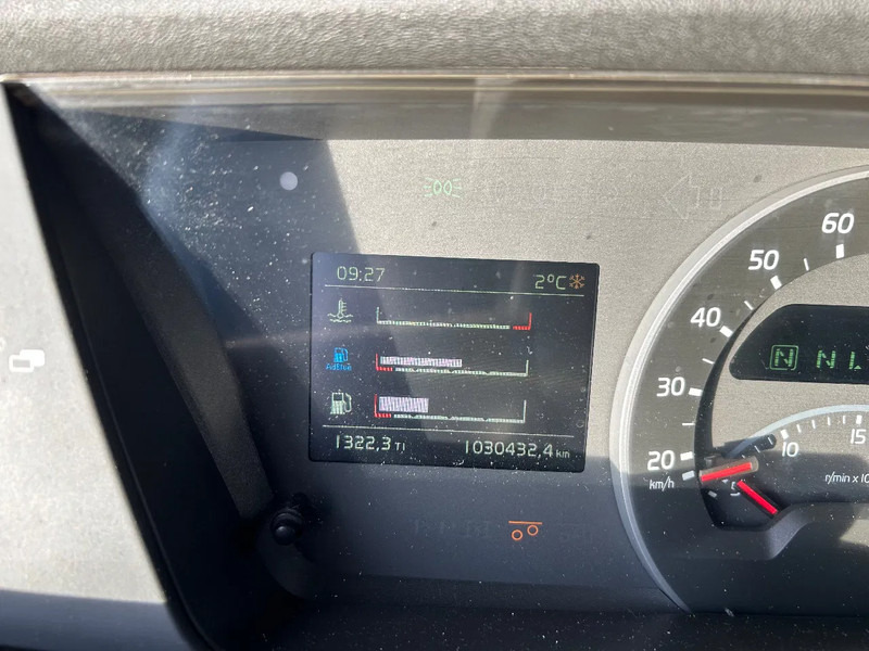 Volvo FH | 540 E6 | 6X4/4 BOUGY LIFTER | 04/2016 | - Tractor unit: picture 5 Volvo FH | 540 E6 | 6X4/4 BOUGY LIFTER | 04/2016 | - Tractor unit: picture 5