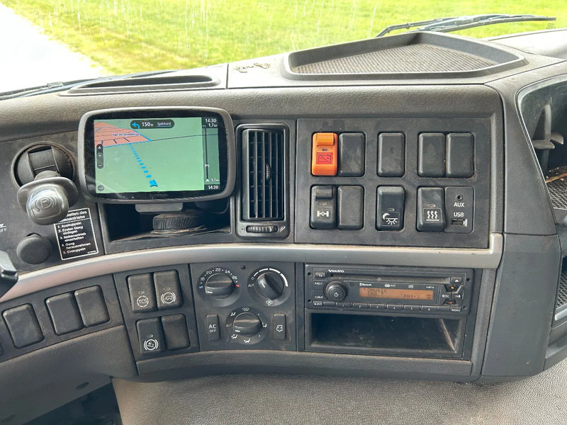 Volvo FM 450 | ADR | Euro 5 | LOW KM - Tractor unit: picture 5 Volvo FM 450 | ADR | Euro 5 | LOW KM - Tractor unit: picture 5