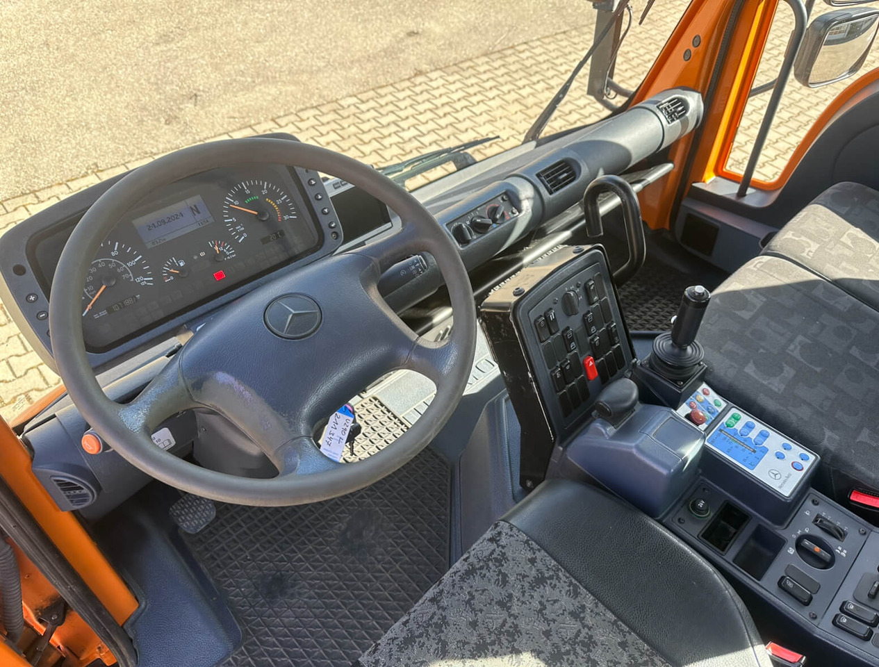 Leasing of  Unimog 290 - U290 405 11347 Mercedes Benz 405 Unimog 290 - U290 405 11347 Mercedes Benz 405: picture 9