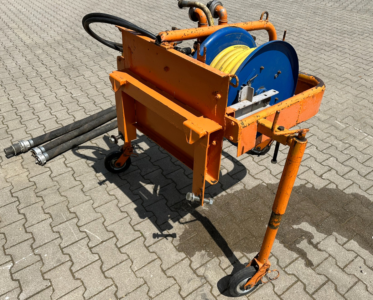 Unimog Frontanbauwasserpumpe Deu. hyd. - Water pump: picture 5 Unimog Frontanbauwasserpumpe Deu. hyd. - Water pump: picture 5