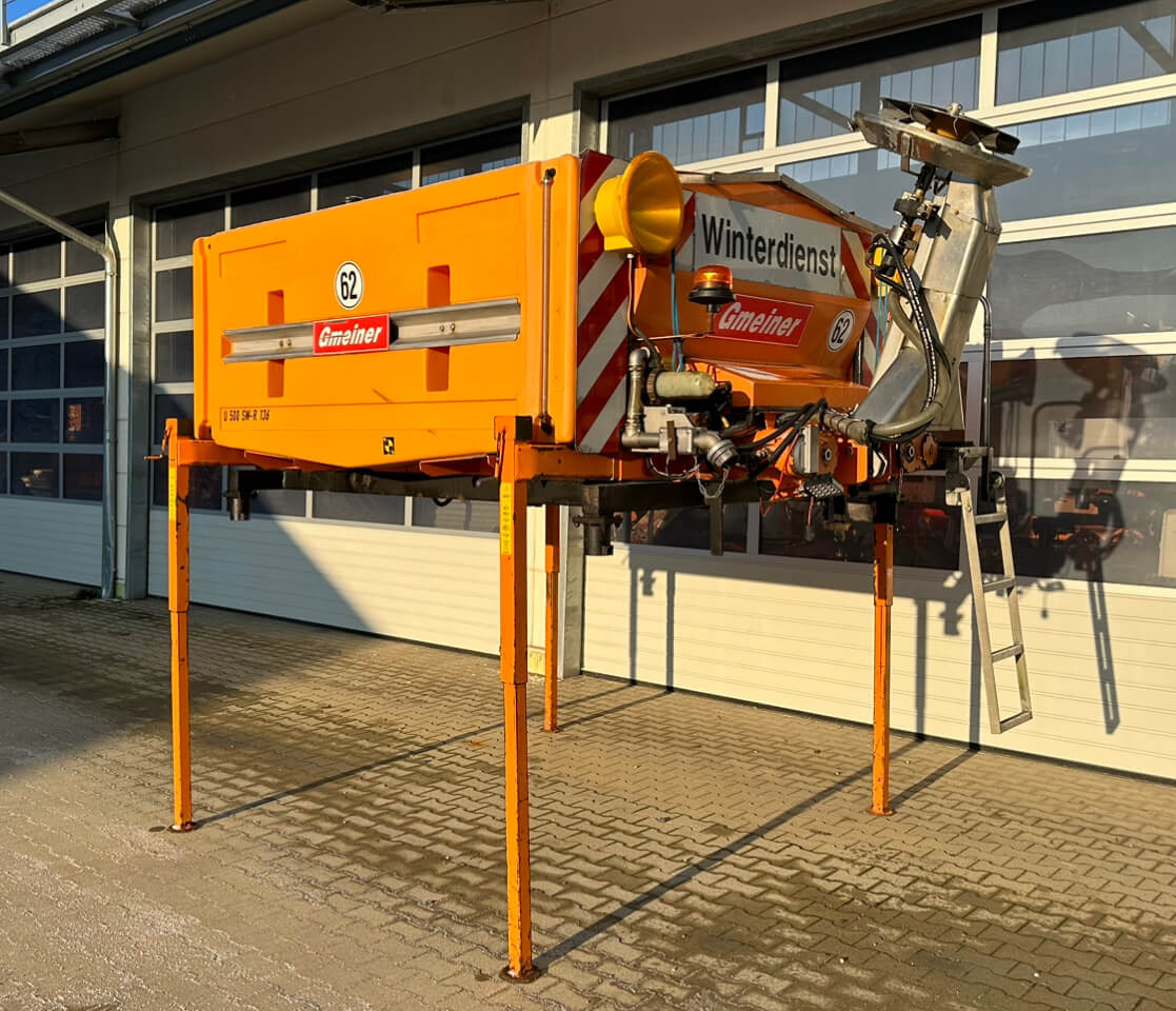 Unimog Salzstreuer Gmeiner 4000TCFS - Sand/ Salt spreader: picture 1 Unimog Salzstreuer Gmeiner 4000TCFS - Sand/ Salt spreader: picture 1