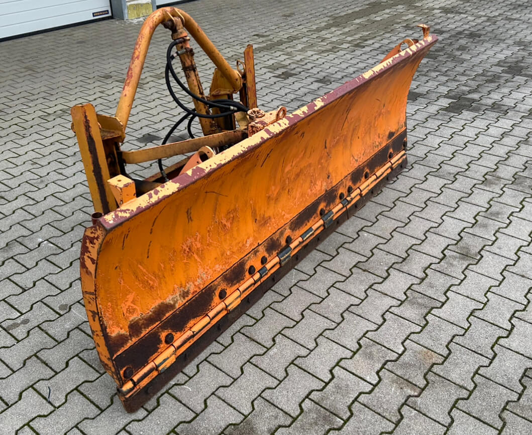 Unimog Schneepflug - Schneeschild Schmidt CP1 - Snow plough: picture 3 Unimog Schneepflug - Schneeschild Schmidt CP1 - Snow plough: picture 3