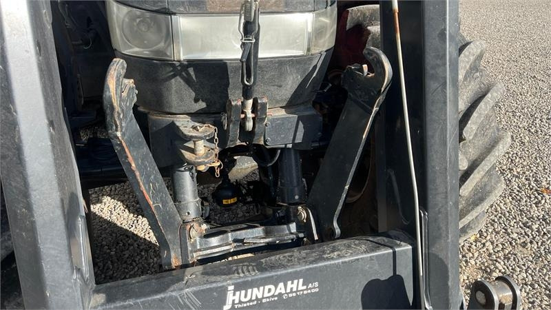 Case IH PUMA 185 CVX Med frontlæsser og frontlift  - Farm tractor: picture 4 Case IH PUMA 185 CVX Med frontlæsser og frontlift  - Farm tractor: picture 4