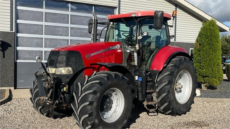 Case IH Puma 230Cvx Med frontlift  - Farm tractor: picture 2 Case IH Puma 230Cvx Med frontlift  - Farm tractor: picture 2