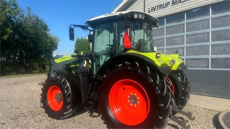 Claas ARION 550 CEBIS Med frontlæsser og frontlift - Farm tractor: picture 3 Claas ARION 550 CEBIS Med frontlæsser og frontlift - Farm tractor: picture 3