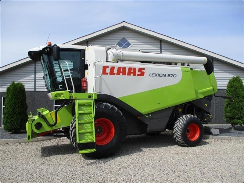 Claas LEXION 570 Klargjort maskine med kun 2066timer og - Combine harvester: picture 1 Claas LEXION 570 Klargjort maskine med kun 2066timer og - Combine harvester: picture 1