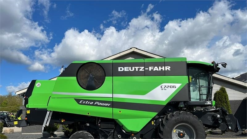 Deutz-fahr C7206 With 24feed - 7.2m header. New and unused Co - Combine harvester: picture 2 Deutz-fahr C7206 With 24feed - 7.2m header. New and unused Co - Combine harvester: picture 2
