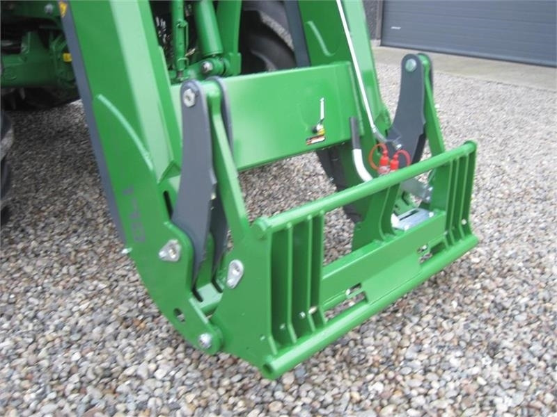 Front loader for tractor Hauer Frontlæsser til en god pris. Den stærke XB Bionic: picture 6