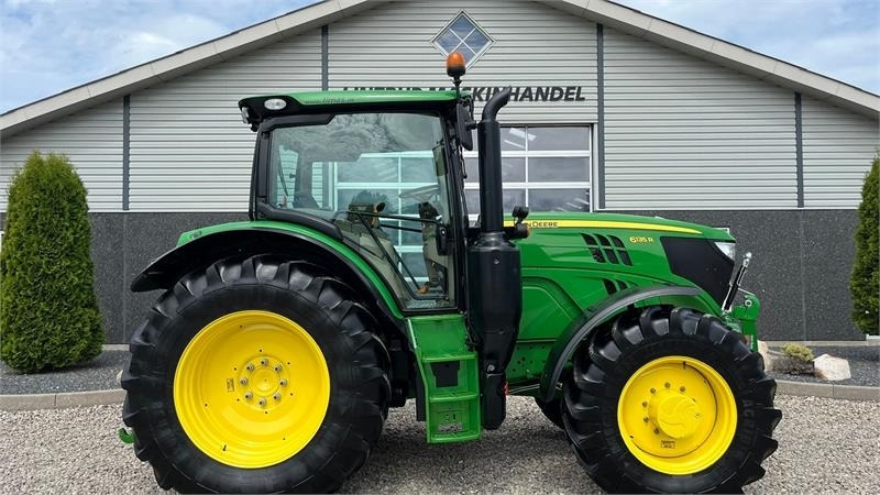John Deere 6135R Krybegear, frontlift, TLS Affjedret foraksel - Farm tractor: picture 2 John Deere 6135R Krybegear, frontlift, TLS Affjedret foraksel - Farm tractor: picture 2