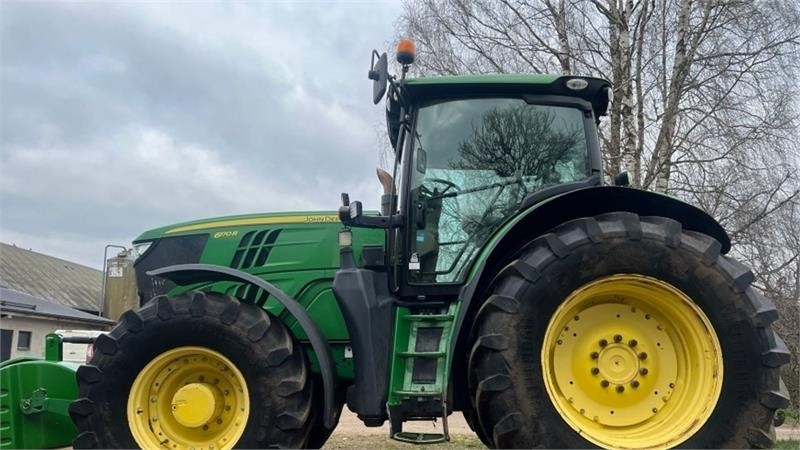 John Deere 6170R AutoPower, med frontlift og stor hjul monter - Farm tractor: picture 1 John Deere 6170R AutoPower, med frontlift og stor hjul monter - Farm tractor: picture 1