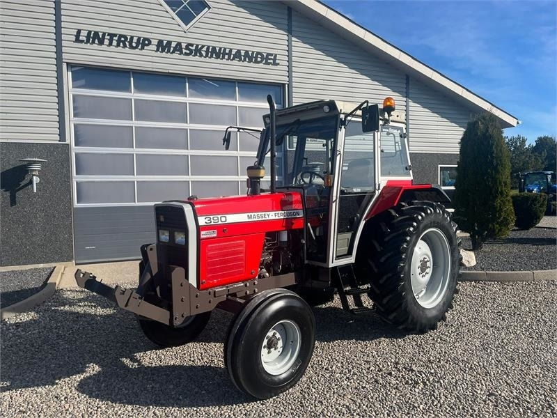 Massey Ferguson 390 HiLine med frontlift - Farm tractor: picture 2 Massey Ferguson 390 HiLine med frontlift - Farm tractor: picture 2