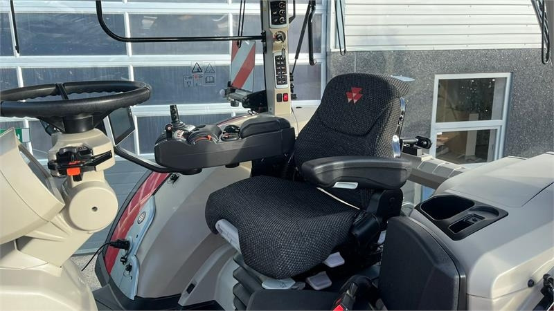 Massey Ferguson 8730S Dyna VT Velholdt traktor - Farm tractor: picture 4 Massey Ferguson 8730S Dyna VT Velholdt traktor - Farm tractor: picture 4