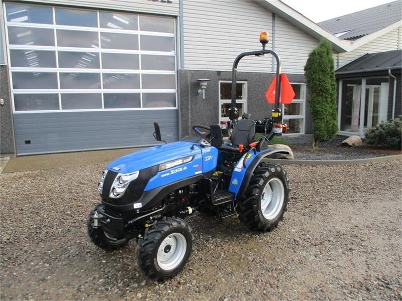 Solis S26 6+2 Gearmaskine med Servostyring og brede trak - Farm tractor: picture 2 Solis S26 6+2 Gearmaskine med Servostyring og brede trak - Farm tractor: picture 2