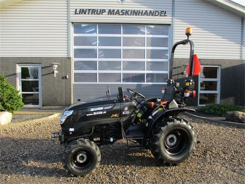 Solis S26 Limited Edition i sort 6+2 Gearmaskine med Ser - Farm tractor: picture 1 Solis S26 Limited Edition i sort 6+2 Gearmaskine med Ser - Farm tractor: picture 1