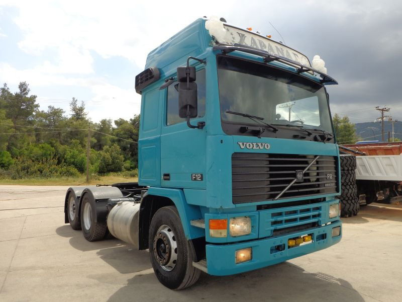 Volvo F 12.400 Volvo F12 6X2 TD122FL - Tractor unit: picture 2 Volvo F 12.400 Volvo F12 6X2 TD122FL - Tractor unit: picture 2