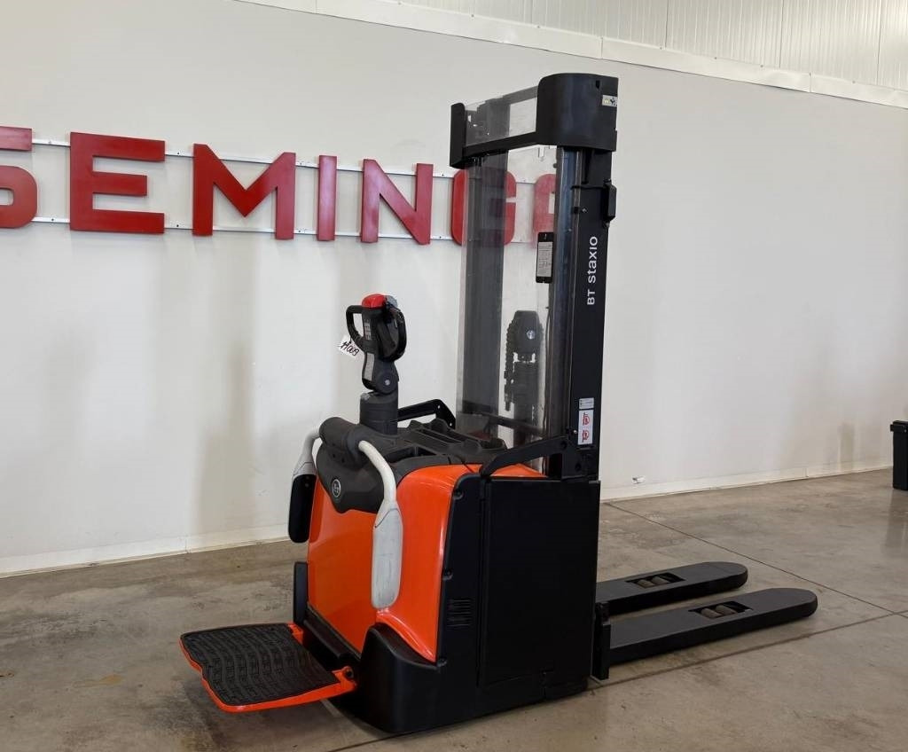 Toyota 11009 - SPE160L - Electric forklift: picture 1 Toyota 11009 - SPE160L - Electric forklift: picture 1