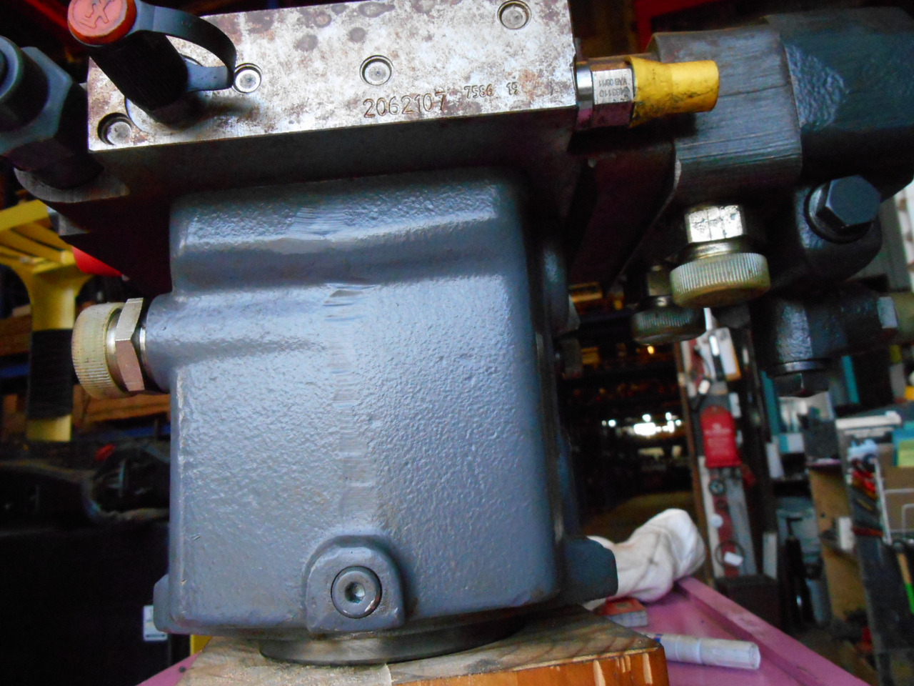 Bomag 2198885 - - Hydraulic pump for Construction machinery: picture 4 Bomag 2198885 - - Hydraulic pump for Construction machinery: picture 4
