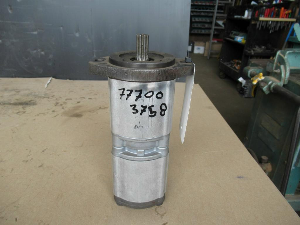 Bosch AZPFF-11-022/022LRR2020MB - - Hydraulic pump for Construction machinery: picture 1 Bosch AZPFF-11-022/022LRR2020MB - - Hydraulic pump for Construction machinery: picture 1