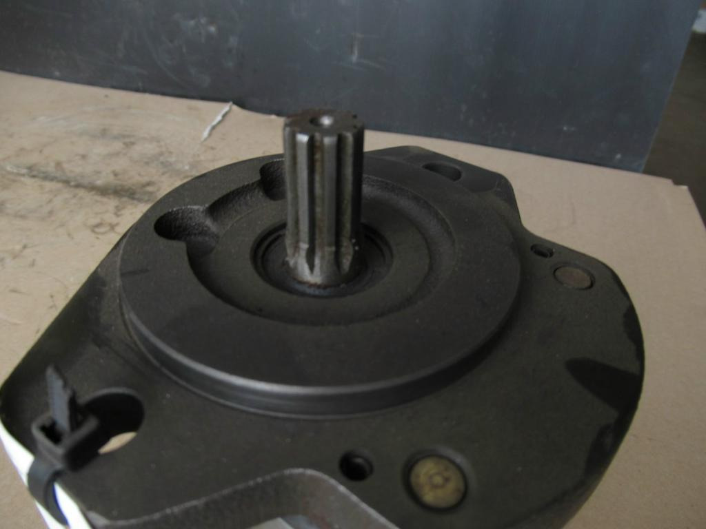 Bosch AZPFF-11-022/022LRR2020MB - - Hydraulic pump for Construction machinery: picture 3 Bosch AZPFF-11-022/022LRR2020MB - - Hydraulic pump for Construction machinery: picture 3