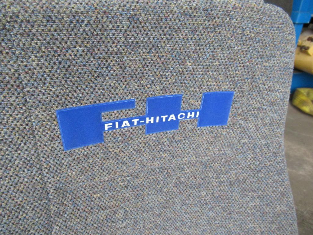 CNH 71412009 - - Seat for Construction machinery: picture 2 CNH 71412009 - - Seat for Construction machinery: picture 2