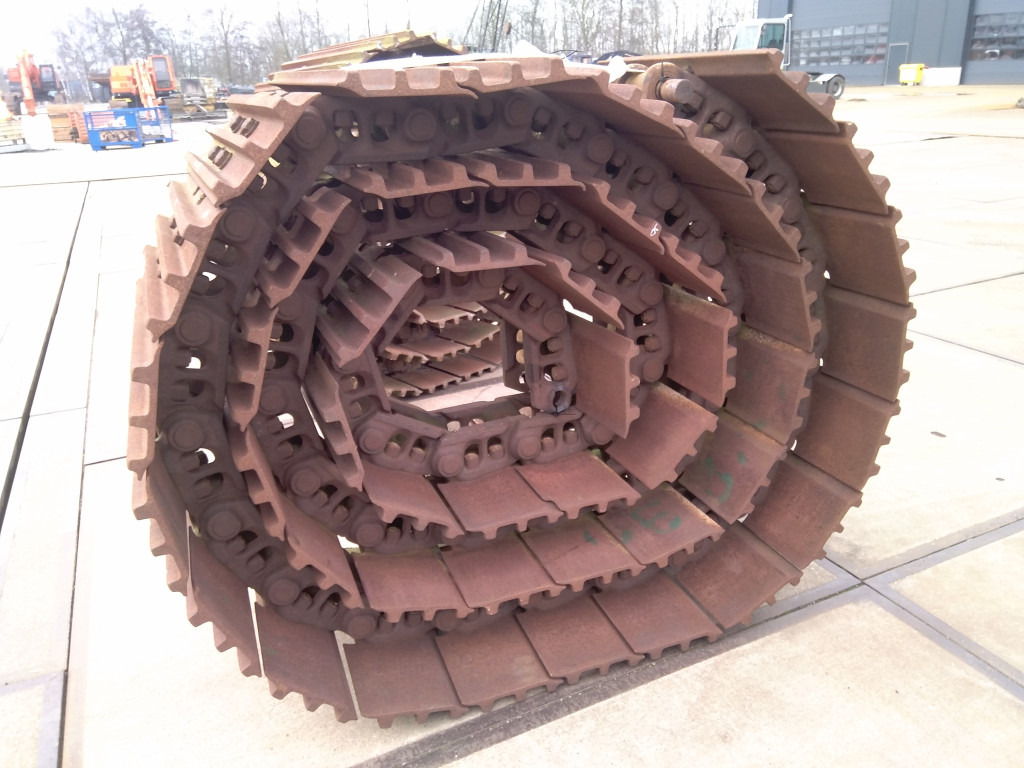 Case CX290 - - Track for Construction machinery: picture 1 Case CX290 - - Track for Construction machinery: picture 1