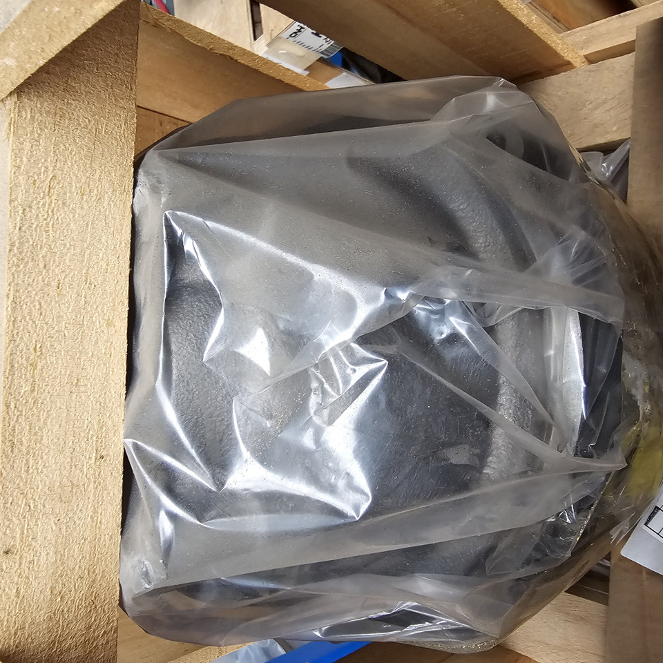 Case LJ017790 - MAG180VP - Hydraulic motor for Construction machinery: picture 1 Case LJ017790 - MAG180VP - Hydraulic motor for Construction machinery: picture 1