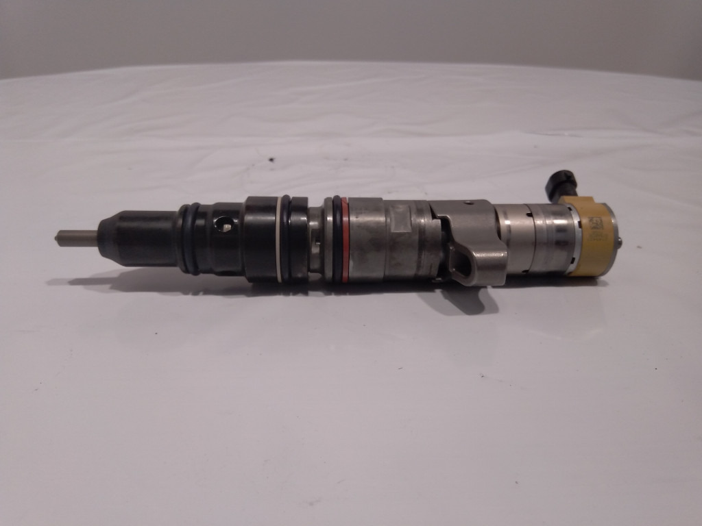 Caterpillar 10R7221 - Injector for Construction machinery: picture 1 Caterpillar 10R7221 - Injector for Construction machinery: picture 1